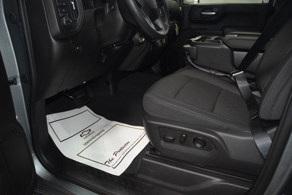 2026 Chevrolet Silverado 1500 4WD Crew Cab 147" Custom - 22990209 - 39