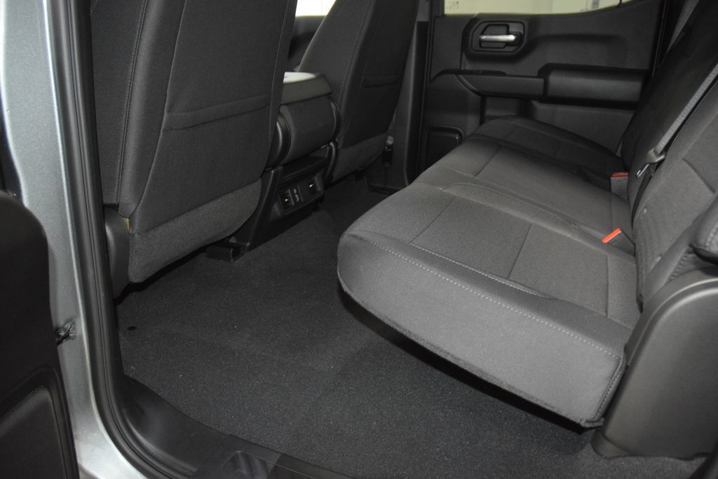 2026 Chevrolet Silverado 1500 4WD Crew Cab 147" Custom - 22990209 - 42