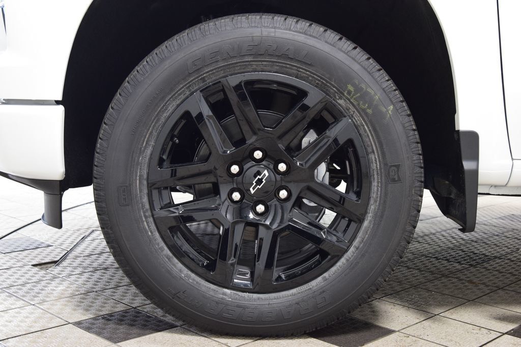 2026 Chevrolet Silverado 1500 4WD Crew Cab 147" Custom - 22991890 - 29