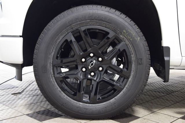 2026 Chevrolet Silverado 1500 4WD Crew Cab 147" Custom - 22991890 - 29