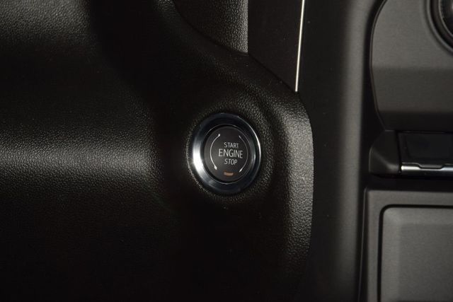 2026 Chevrolet Silverado 1500 4WD Crew Cab 147" Custom - 22991890 - 35