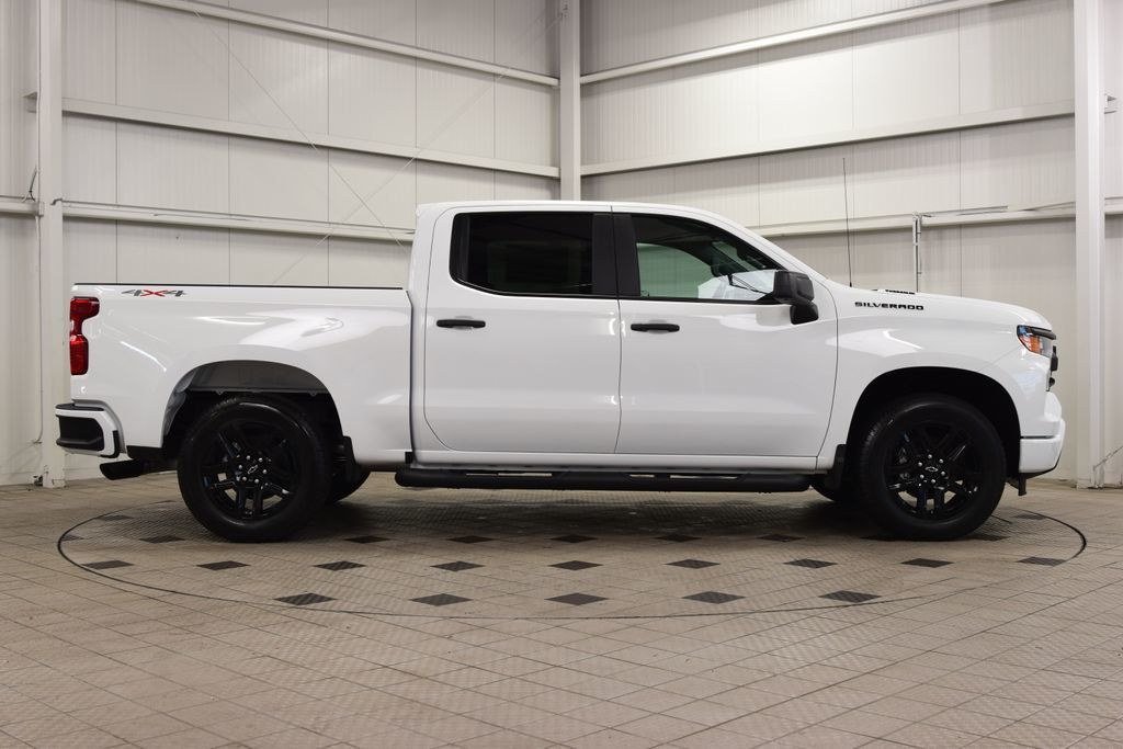 2026 Chevrolet Silverado 1500 4WD Crew Cab 147" Custom - 22991890 - 8