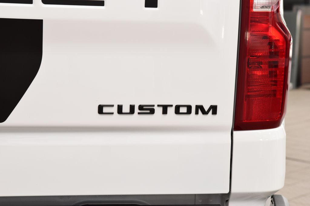 2026 Chevrolet Silverado 1500 4WD Crew Cab 147" Custom - 23042059 - 23