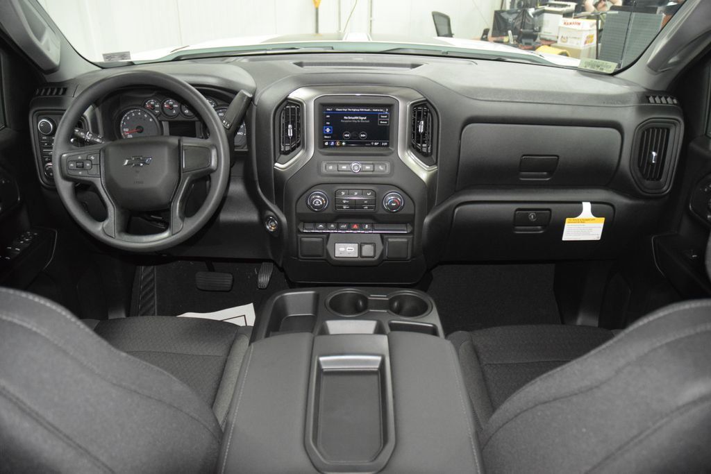 2026 Chevrolet Silverado 1500 4WD Crew Cab 147" Custom - 23042059 - 31