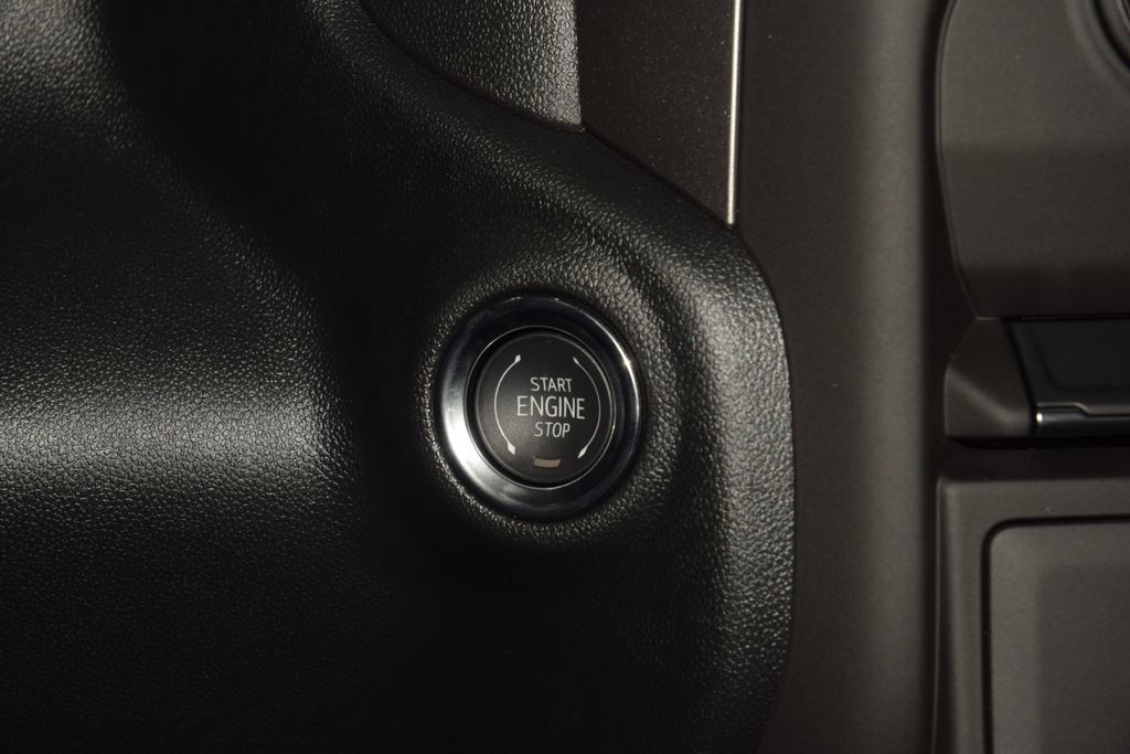 2026 Chevrolet Silverado 1500 4WD Crew Cab 147" Custom - 23042059 - 34