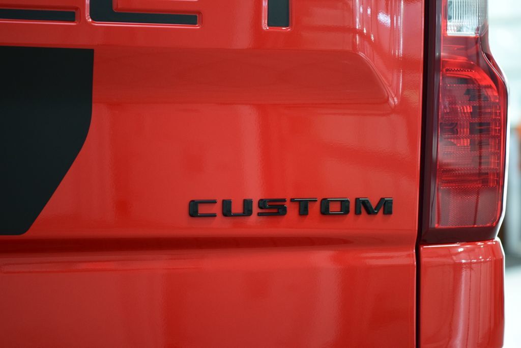 2026 Chevrolet Silverado 1500 4WD Crew Cab 147" Custom - 23042100 - 23