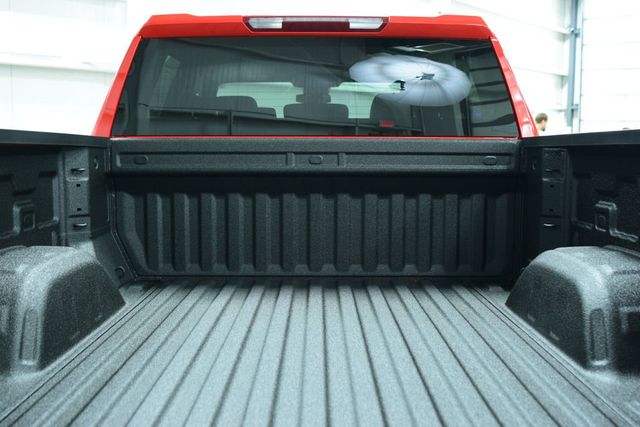 2026 Chevrolet Silverado 1500 4WD Crew Cab 147" Custom - 23042100 - 25