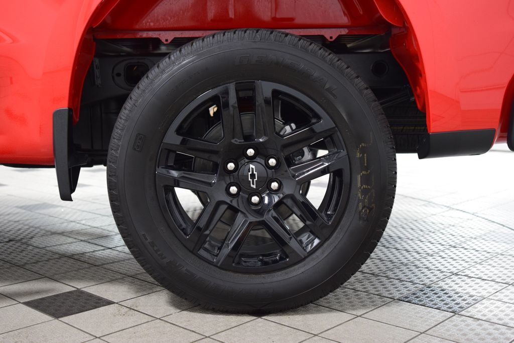 2026 Chevrolet Silverado 1500 4WD Crew Cab 147" Custom - 23042100 - 27