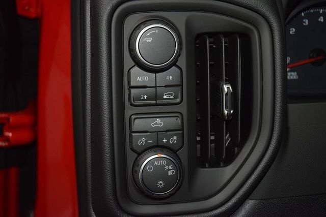 2026 Chevrolet Silverado 1500 4WD Crew Cab 147" Custom - 23042100 - 35