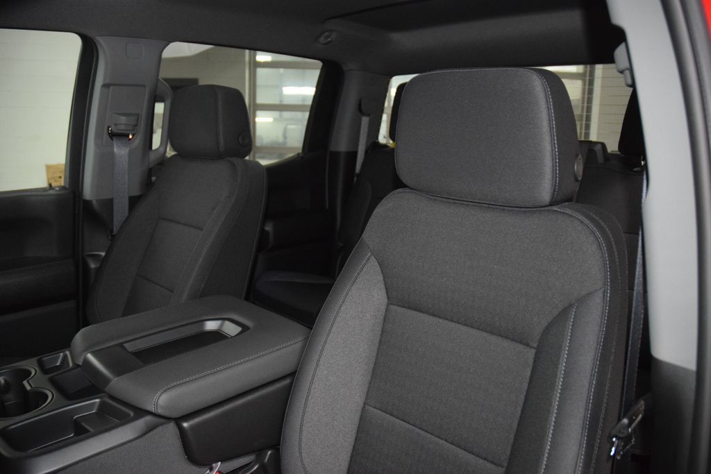 2026 Chevrolet Silverado 1500 4WD Crew Cab 147" Custom - 23042100 - 42