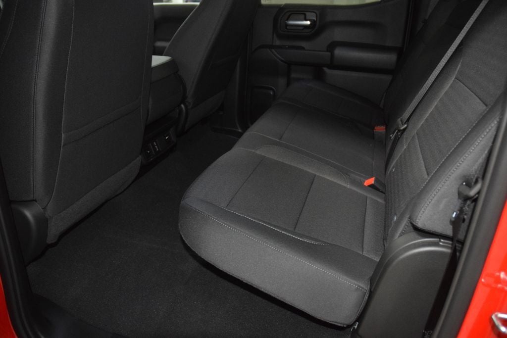 2026 Chevrolet Silverado 1500 4WD Crew Cab 147" Custom - 23042100 - 43