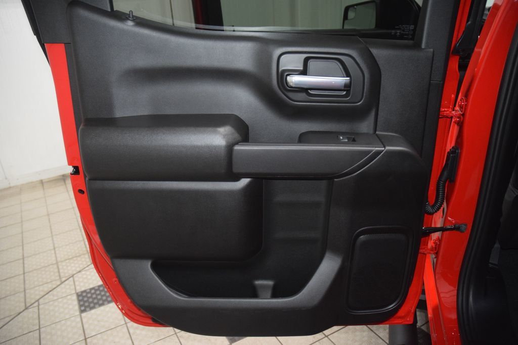 2026 Chevrolet Silverado 1500 4WD Crew Cab 147" Custom - 23042100 - 44