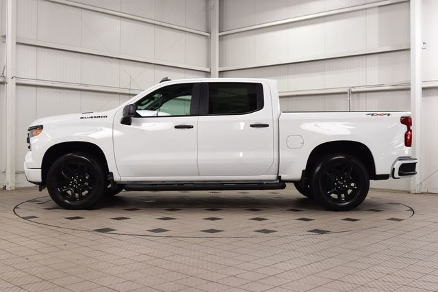 2026 Chevrolet Silverado 1500 4WD Crew Cab 147" Custom - 23062228 - 3
