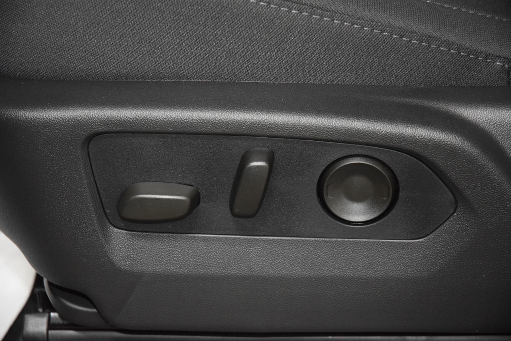 2026 Chevrolet Silverado 1500 4WD Crew Cab 147" Custom - 23062228 - 41