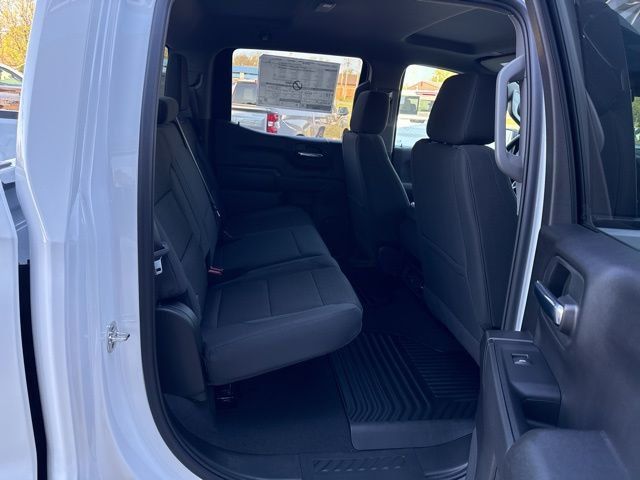 2026 Chevrolet Silverado 1500 4WD Crew Cab 147" Custom - 22993706 - 10