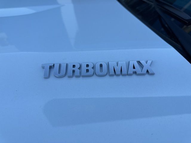 2026 Chevrolet Silverado 1500 4WD Crew Cab 147" Custom - 22993706 - 7