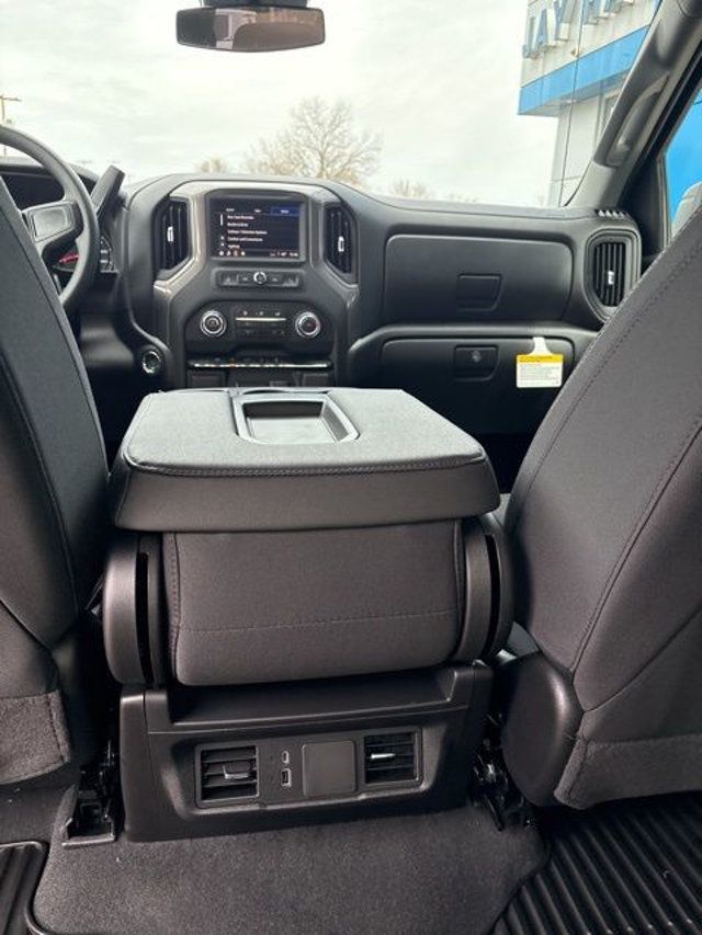 2026 Chevrolet Silverado 1500 4WD Crew Cab 147" Custom - 22993728 - 16