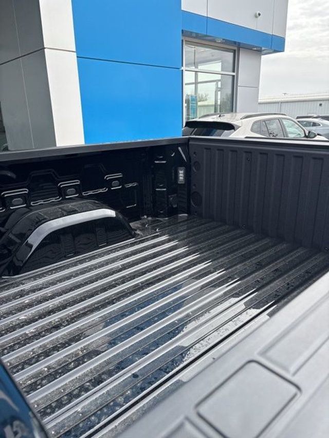 2026 Chevrolet Silverado 1500 4WD Crew Cab 147" Custom - 22993728 - 17