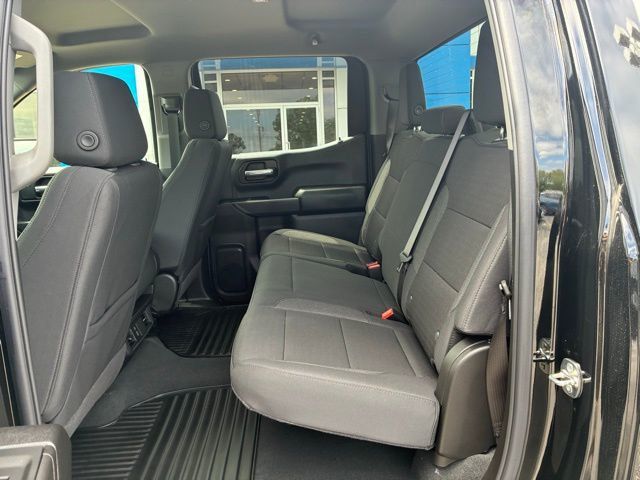 2026 Chevrolet Silverado 1500 4WD Crew Cab 147" Custom - 23049571 - 15