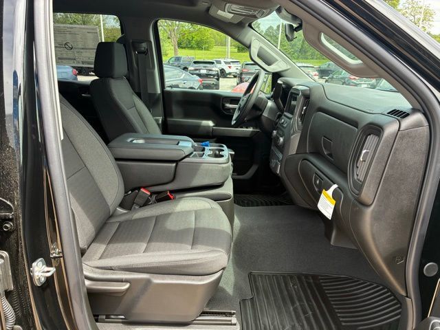 2026 Chevrolet Silverado 1500 4WD Crew Cab 147" Custom - 23049571 - 18
