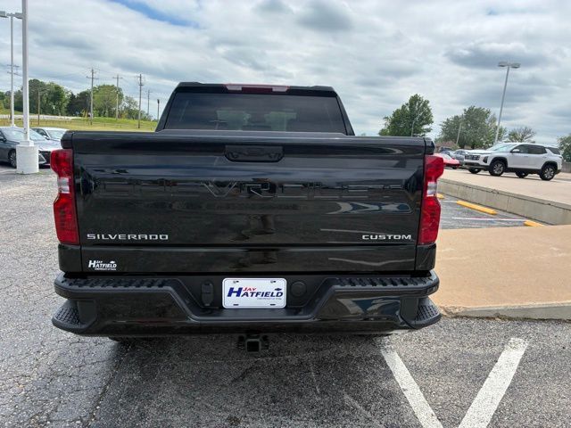 2026 Chevrolet Silverado 1500 4WD Crew Cab 147" Custom - 23049571 - 6