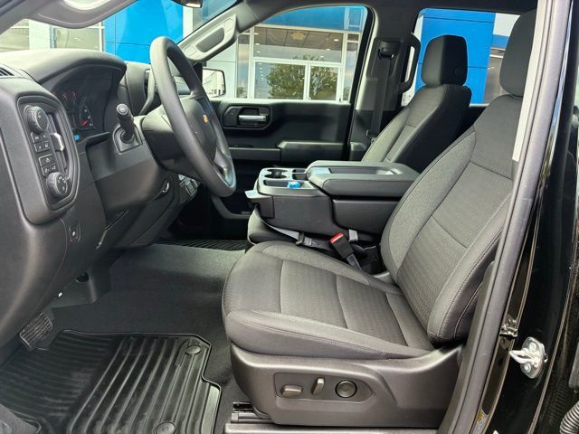 2026 Chevrolet Silverado 1500 4WD Crew Cab 147" Custom - 23049571 - 8