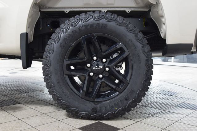 2026 Chevrolet Silverado 1500 4WD Crew Cab 147" Custom Trail Boss - 23000836 - 22