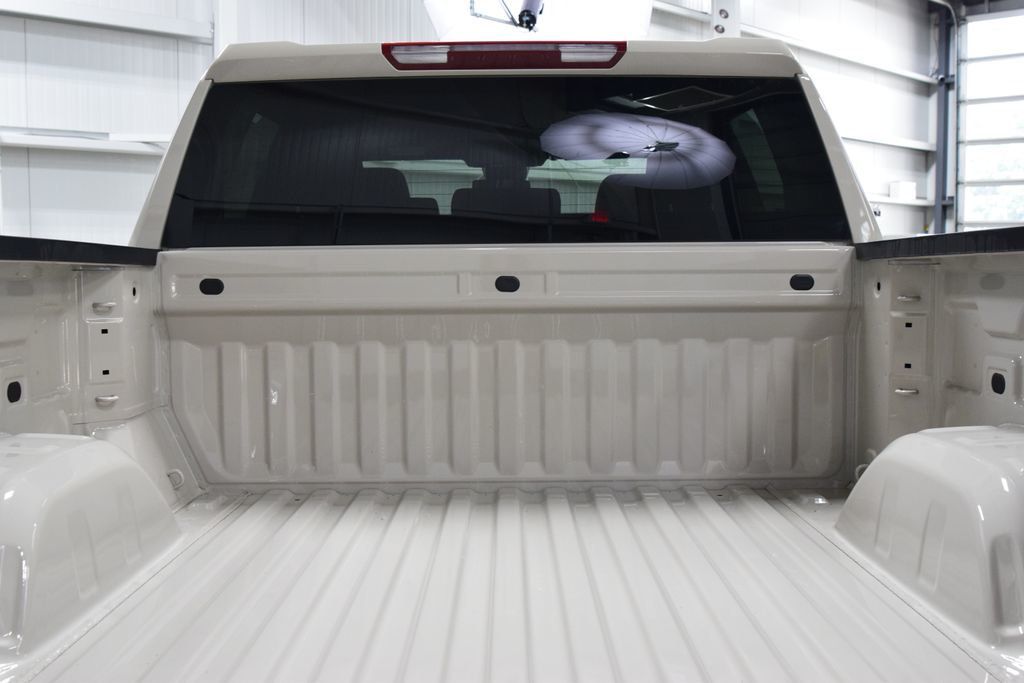 2026 Chevrolet Silverado 1500 4WD Crew Cab 147" Custom Trail Boss - 23062229 - 25
