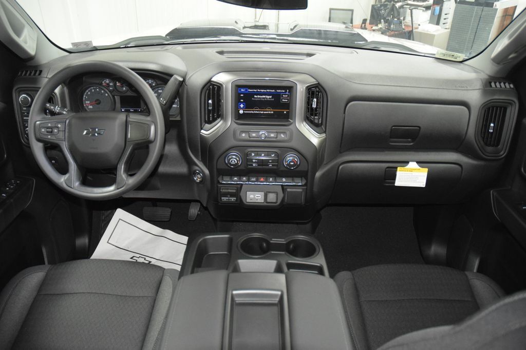 2026 Chevrolet Silverado 1500 4WD Crew Cab 147" Custom Trail Boss - 23062229 - 31