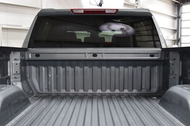 2026 Chevrolet Silverado 1500 4WD Crew Cab 147" Custom Trail Boss - 23062281 - 25