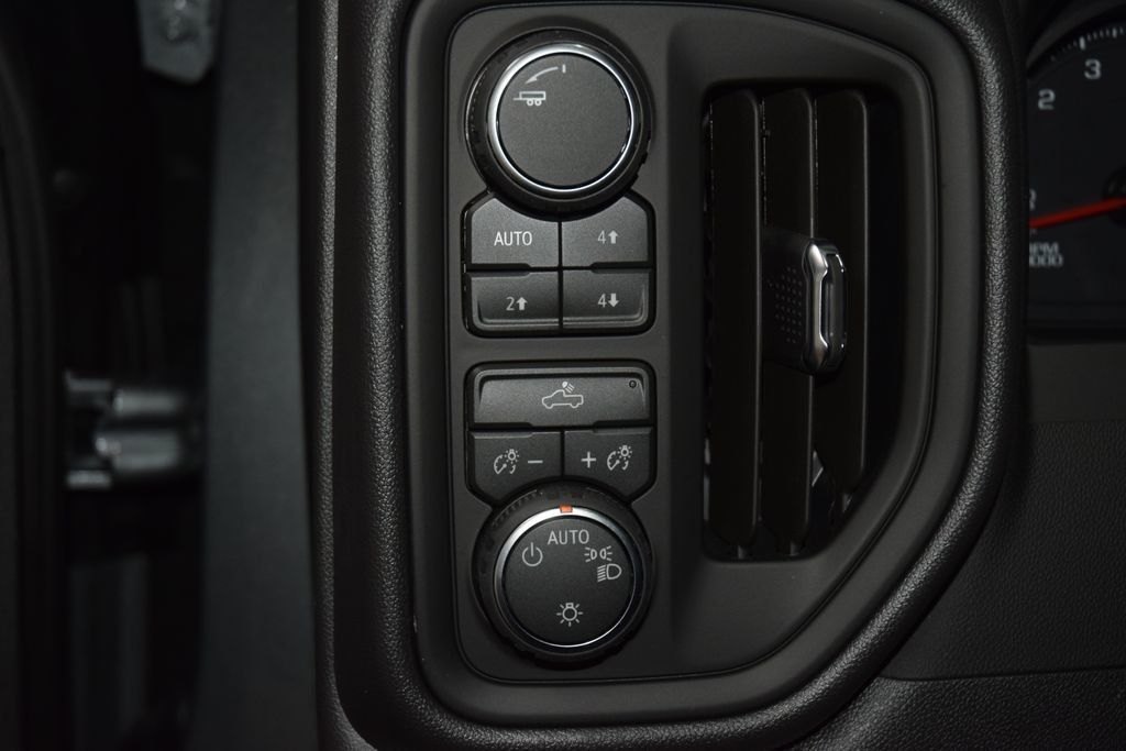 2026 Chevrolet Silverado 1500 4WD Crew Cab 147" Custom Trail Boss - 23062281 - 35