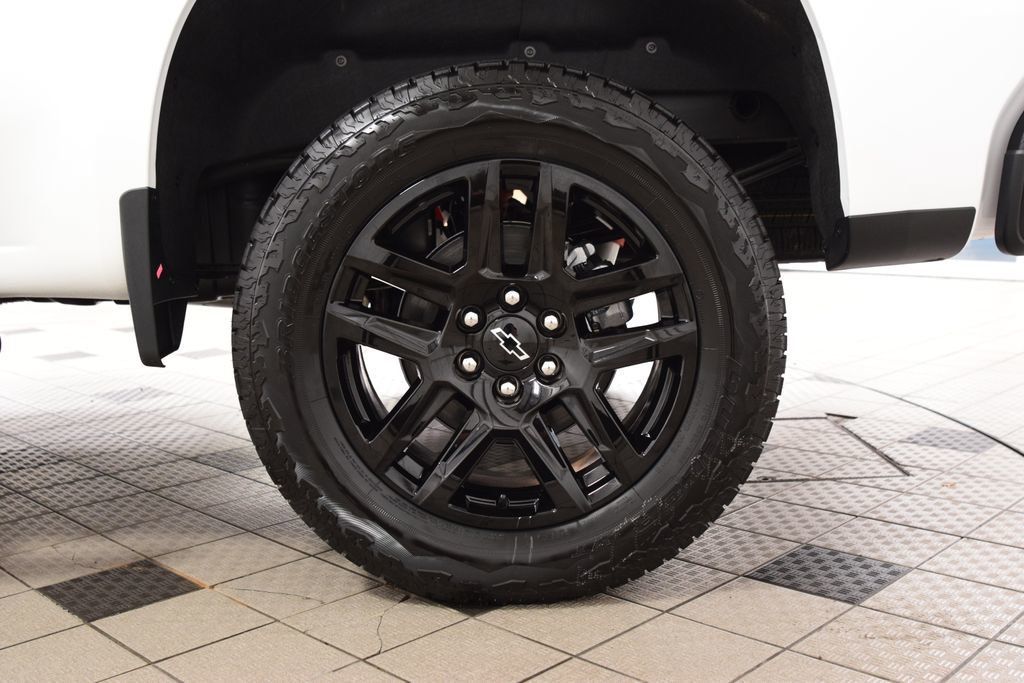 2026 Chevrolet Silverado 1500 4WD Crew Cab 147" Custom Trail Boss - 23062291 - 28