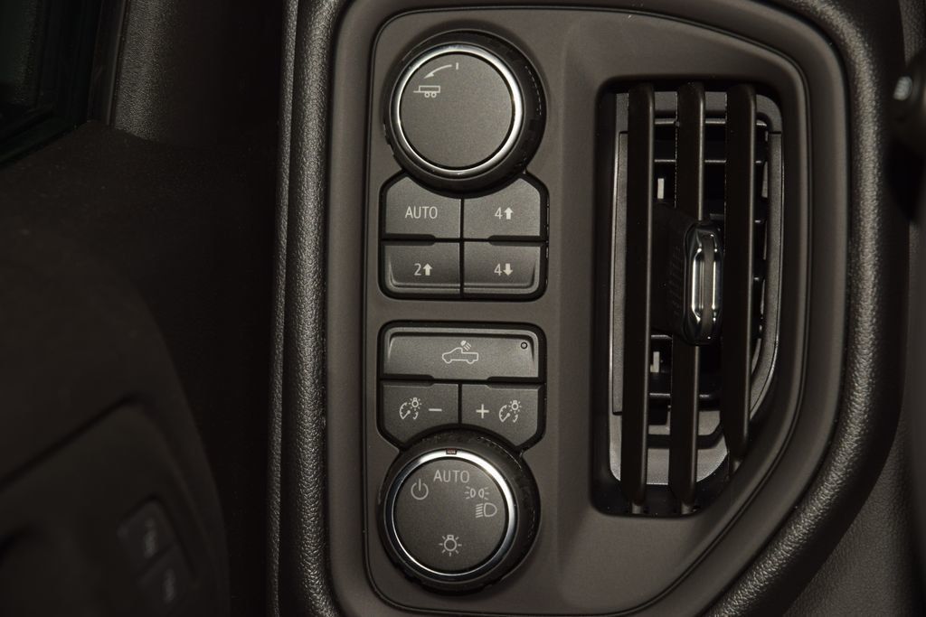2026 Chevrolet Silverado 1500 4WD Crew Cab 147" Custom Trail Boss - 23062291 - 36