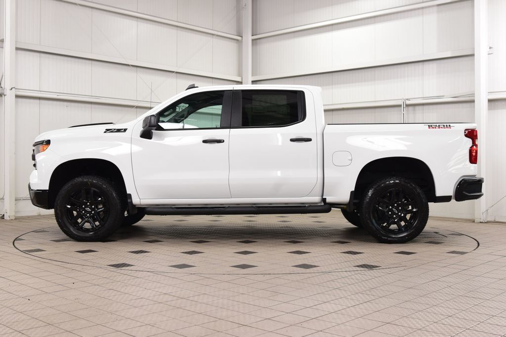 2026 Chevrolet Silverado 1500 4WD Crew Cab 147" Custom Trail Boss - 23062291 - 3