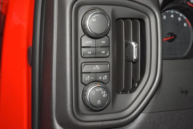 2026 Chevrolet Silverado 1500 4WD Crew Cab 147" Custom Trail Boss - 23081457 - 36