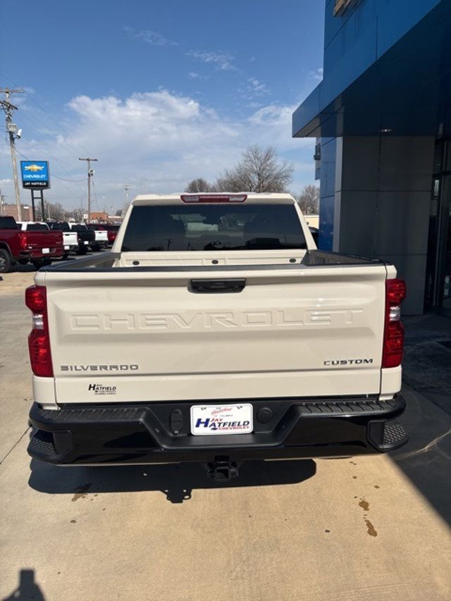 2026 Chevrolet Silverado 1500 4WD Crew Cab 147" Custom Trail Boss - 22981081 - 3