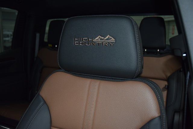 2026 Chevrolet Silverado 1500 4WD Crew Cab 147" High Country - 22945527 - 41