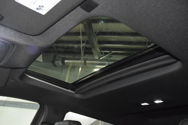 2026 Chevrolet Silverado 1500 4WD Crew Cab 147" High Country - 22945527 - 50