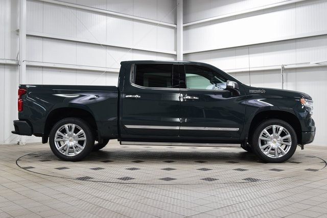 2026 Chevrolet Silverado 1500 4WD Crew Cab 147" High Country - 22945527 - 8