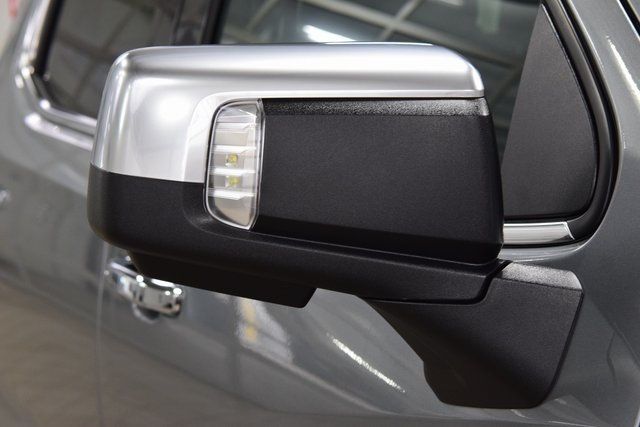 2026 Chevrolet Silverado 1500 4WD Crew Cab 147" High Country - 22946656 - 17