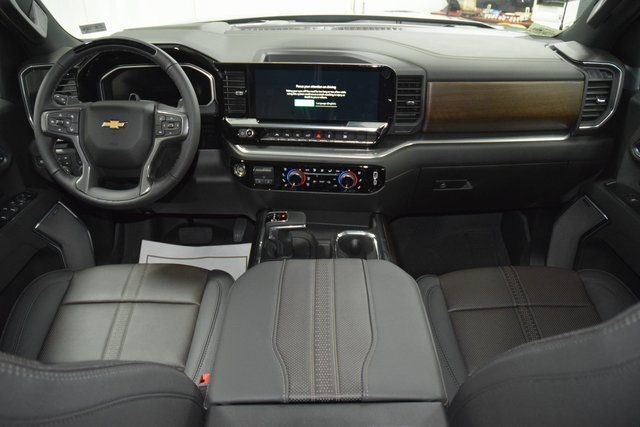 2026 Chevrolet Silverado 1500 4WD Crew Cab 147" High Country - 22946656 - 30