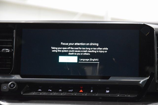 2026 Chevrolet Silverado 1500 4WD Crew Cab 147" High Country - 22946656 - 31