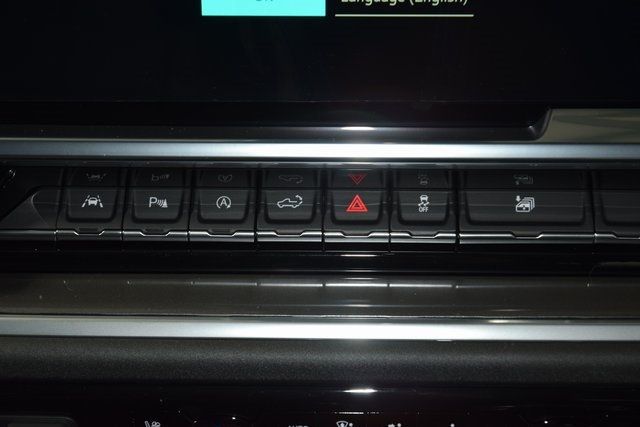 2026 Chevrolet Silverado 1500 4WD Crew Cab 147" High Country - 22946656 - 32