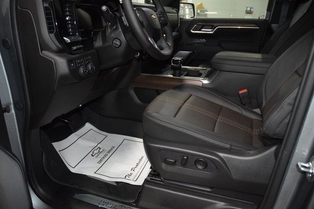 2026 Chevrolet Silverado 1500 4WD Crew Cab 147" High Country - 22946656 - 40