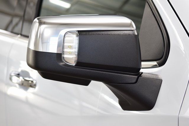 2026 Chevrolet Silverado 1500 4WD Crew Cab 147" High Country - 22951959 - 17