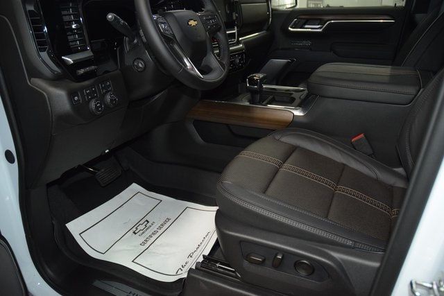 2026 Chevrolet Silverado 1500 4WD Crew Cab 147" High Country - 22951959 - 40