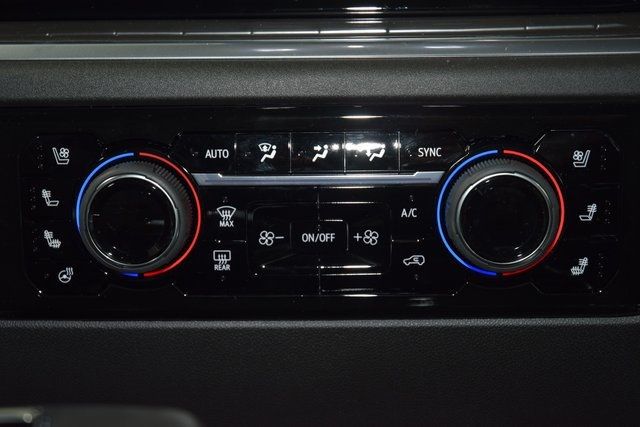 2026 Chevrolet Silverado 1500 4WD Crew Cab 147" High Country - 22951995 - 34