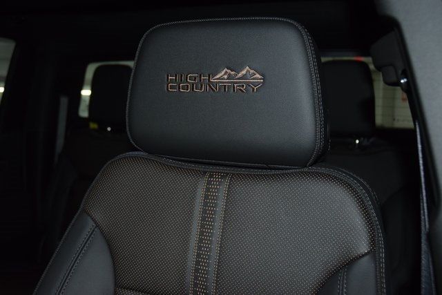 2026 Chevrolet Silverado 1500 4WD Crew Cab 147" High Country - 22951995 - 43