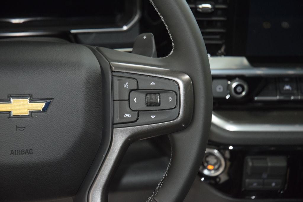 2026 Chevrolet Silverado 1500 4WD Crew Cab 147" High Country - 22990190 - 38