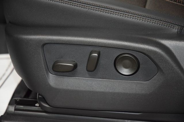 2026 Chevrolet Silverado 1500 4WD Crew Cab 147" High Country - 22990190 - 40